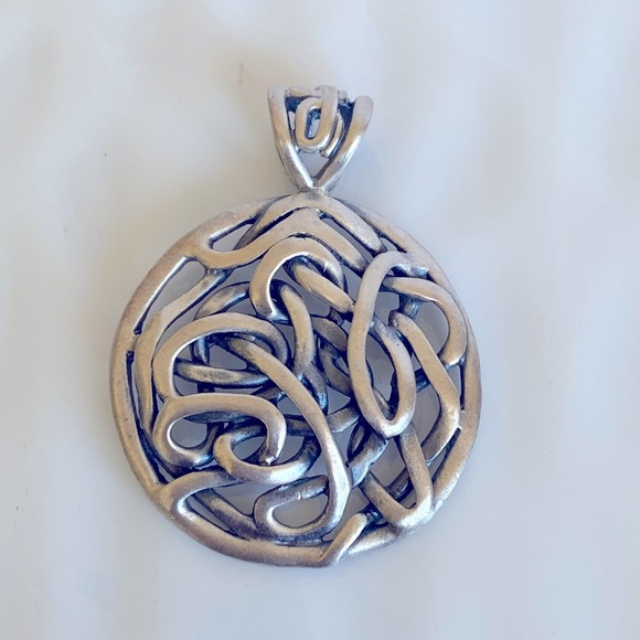 Silpada Oxidized Sterling Silver Silver Winding Pendant Necklace S 1691 - Picture 3 of 9